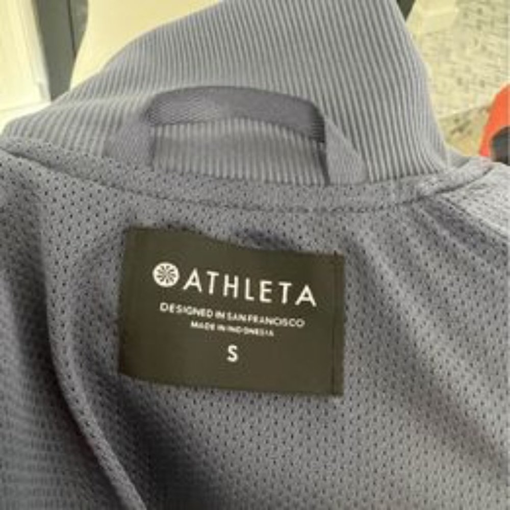Athleta Brooklyn Bomber Jacquard Jacket Size S - Leopard Medieval Violet - Picture 6 of 7